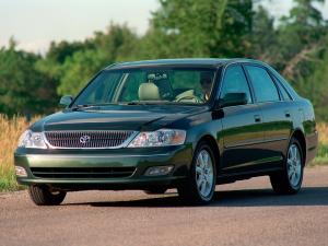 Toyota Avalon 2000 года